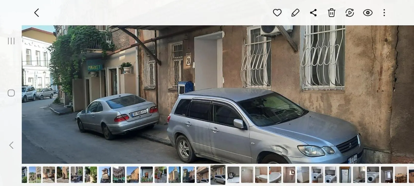 Apartment In The Heart Old City Тбилиси